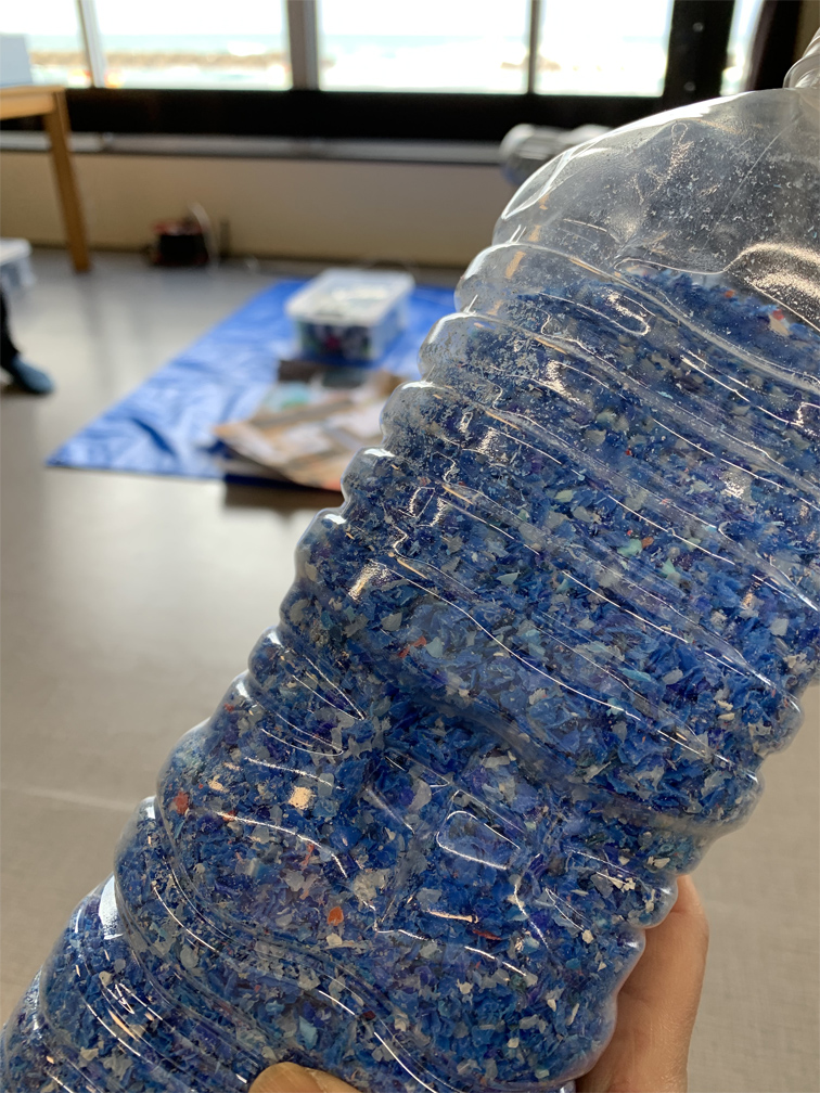 粉砕したプラスチック